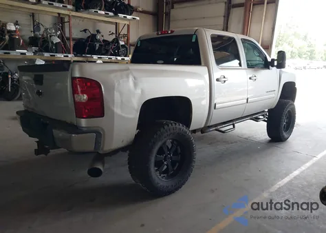 2013 Chevrolet Silverado 1500 Lt z USA, uszkodzony, nr VIN 3GCPKSE73DG213570